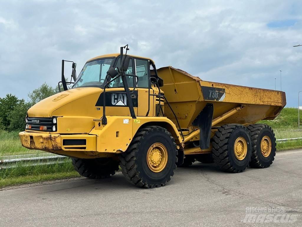 CAT 730 Terrængående lastbiler