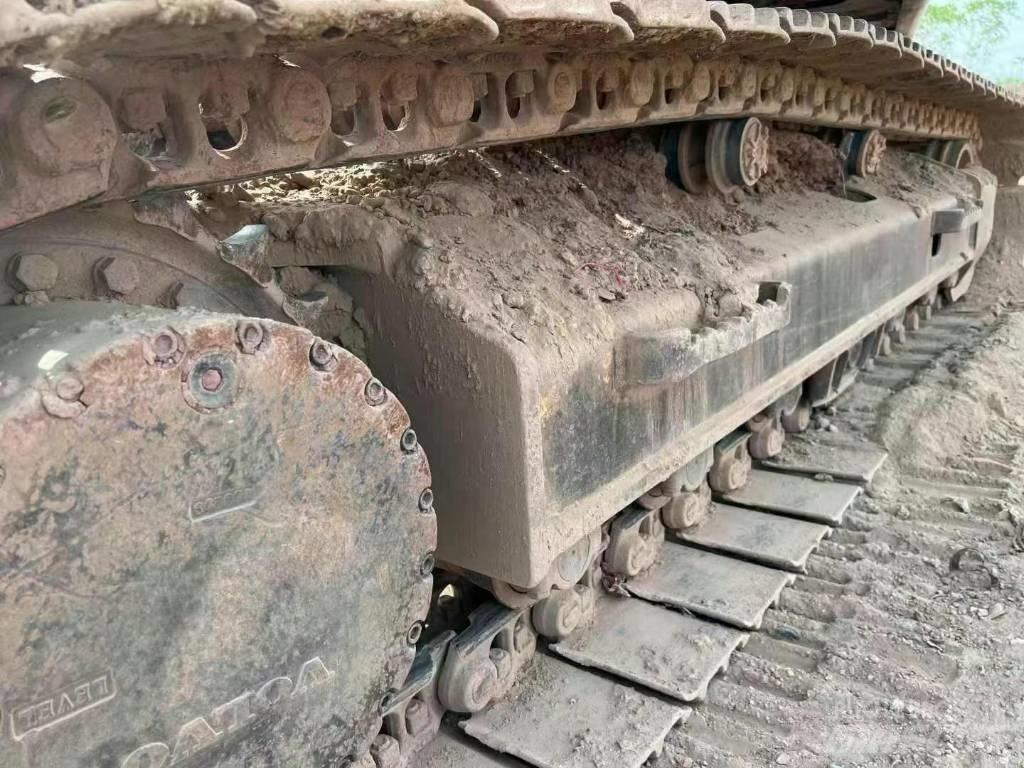 Volvo EC 210 Gravemaskiner på larvebånd