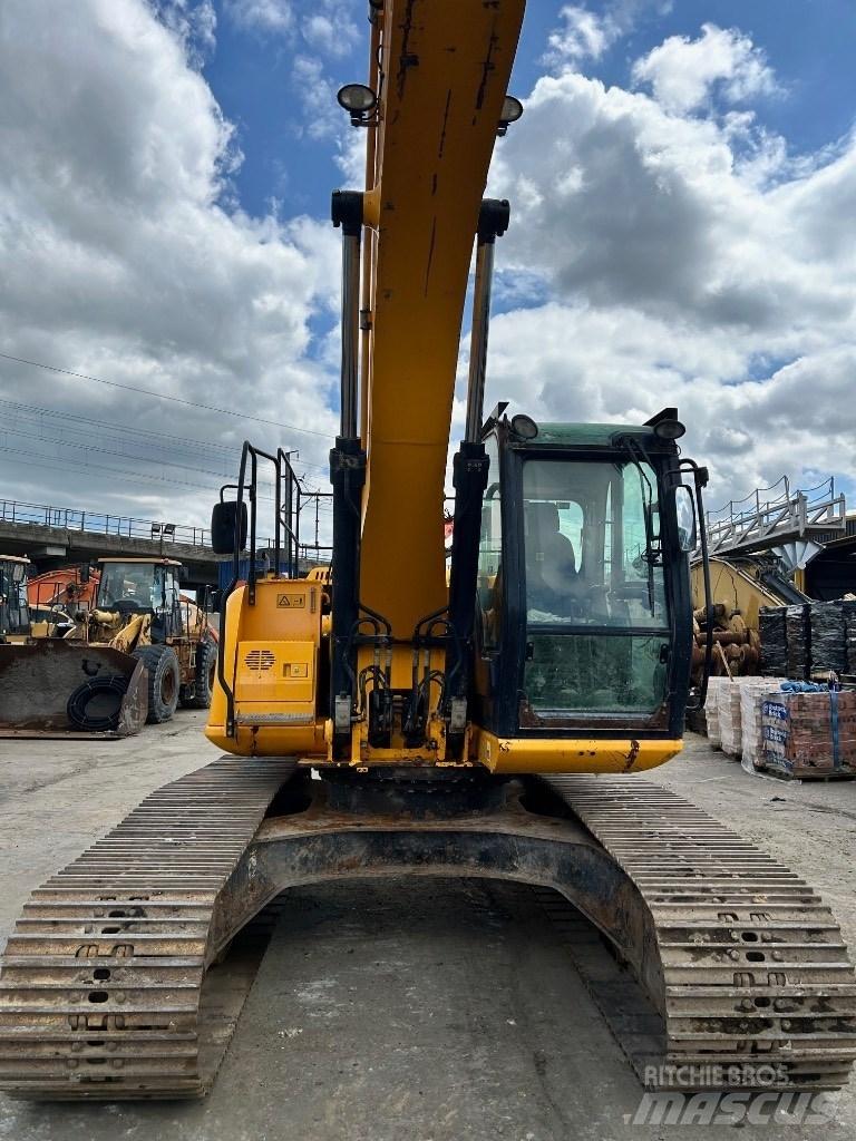JCB JS 220 LC Gravemaskiner på larvebånd