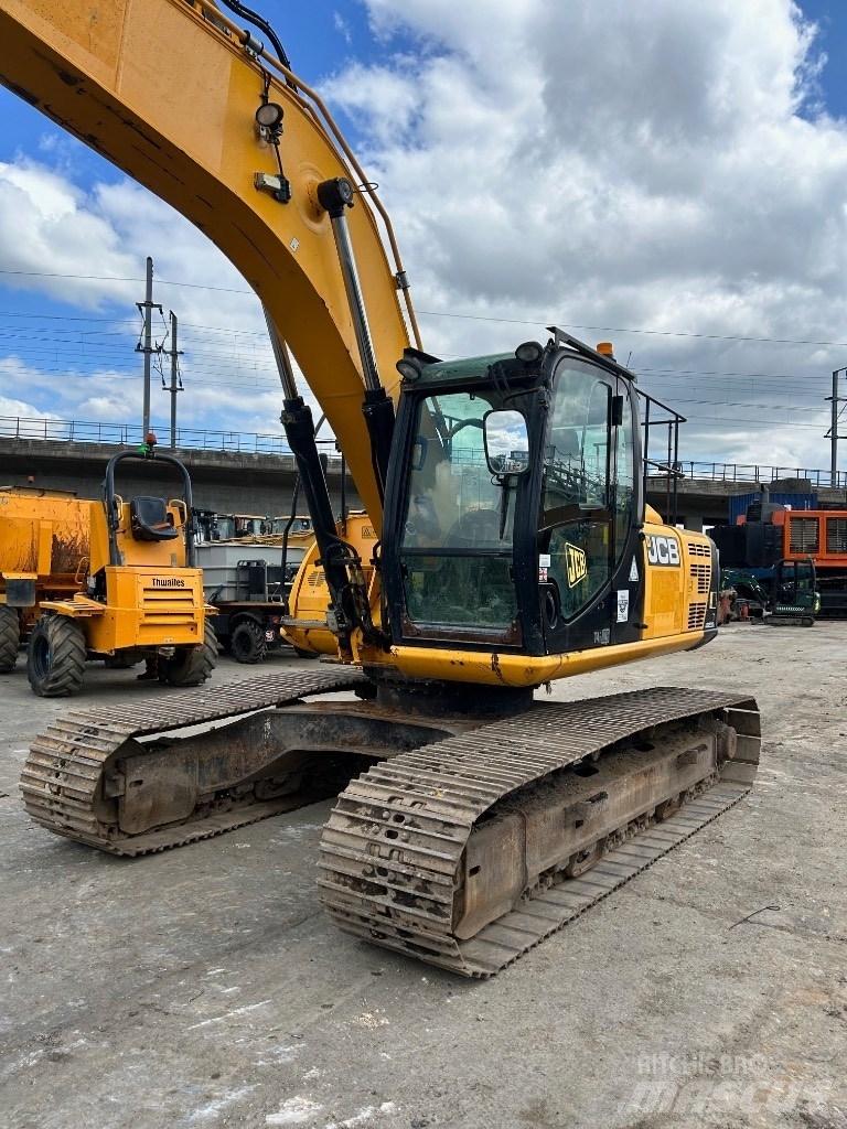 JCB JS 220 LC Gravemaskiner på larvebånd