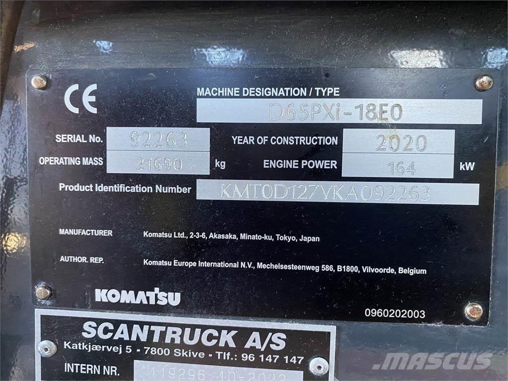 Komatsu D65PXI-18 Bulldozer på larvebånd