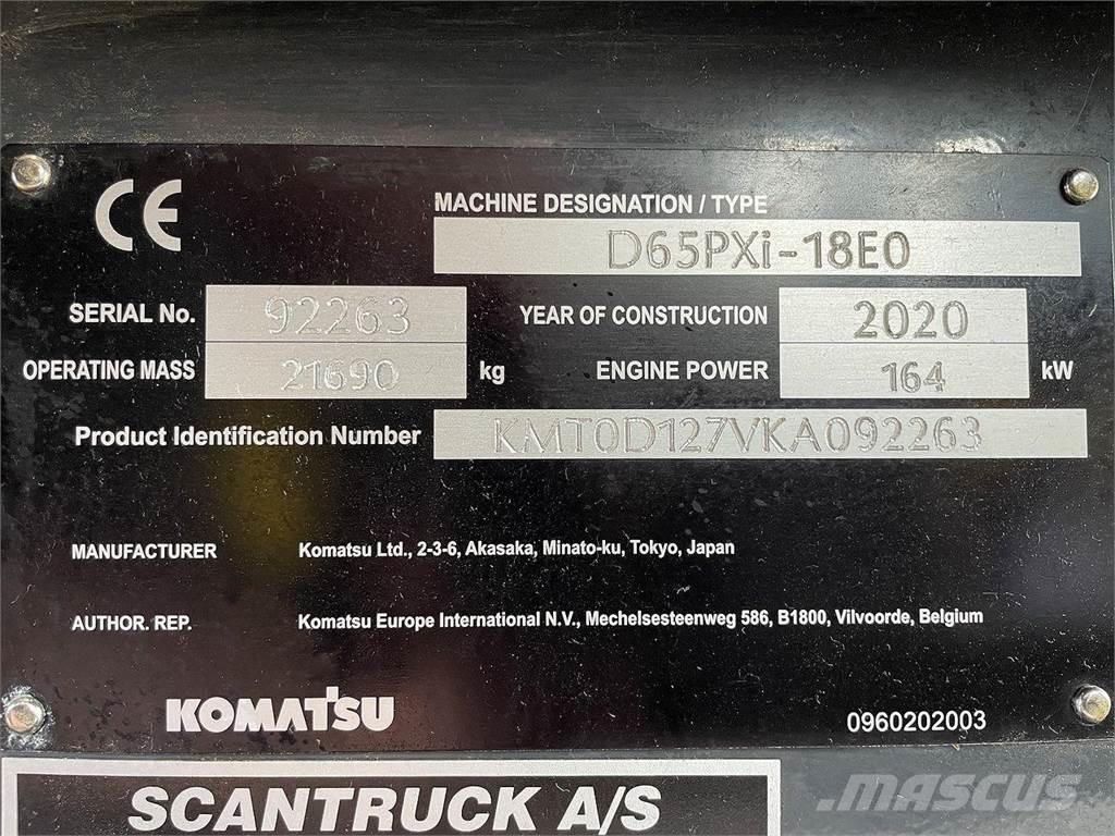 Komatsu D65PXI-18 Bulldozer på larvebånd