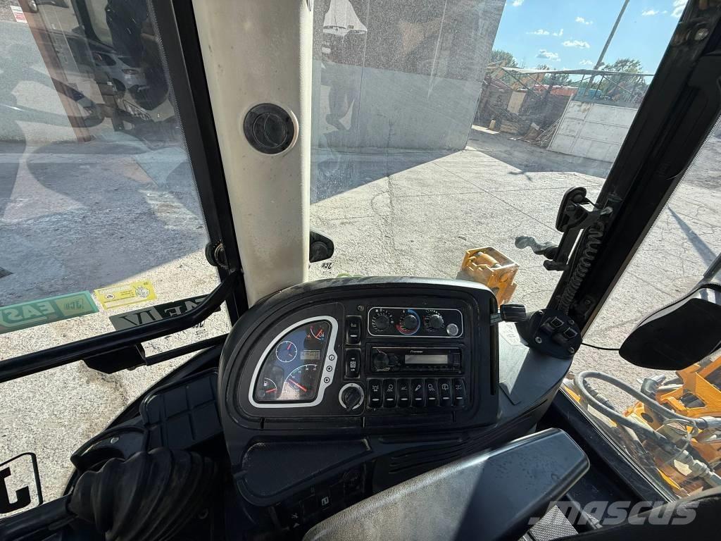 JCB 3 CX Rendegravere