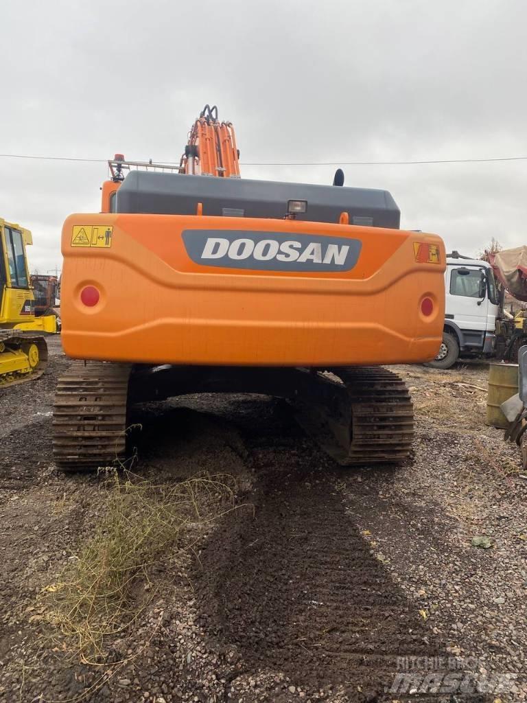 Doosan DX 340 LCA Gravemaskiner på larvebånd