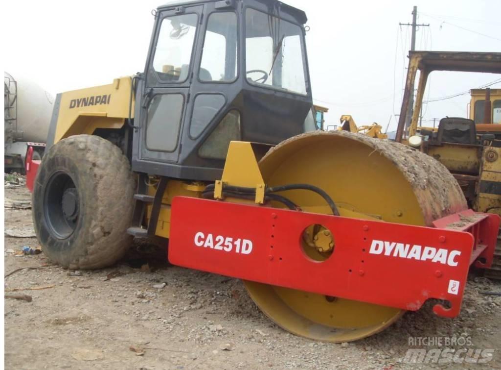 Dynapac CA 251 D Enkelt tromle
