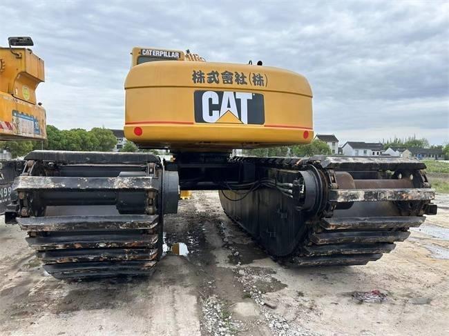 CAT 320 C Amfibiegravemaskine