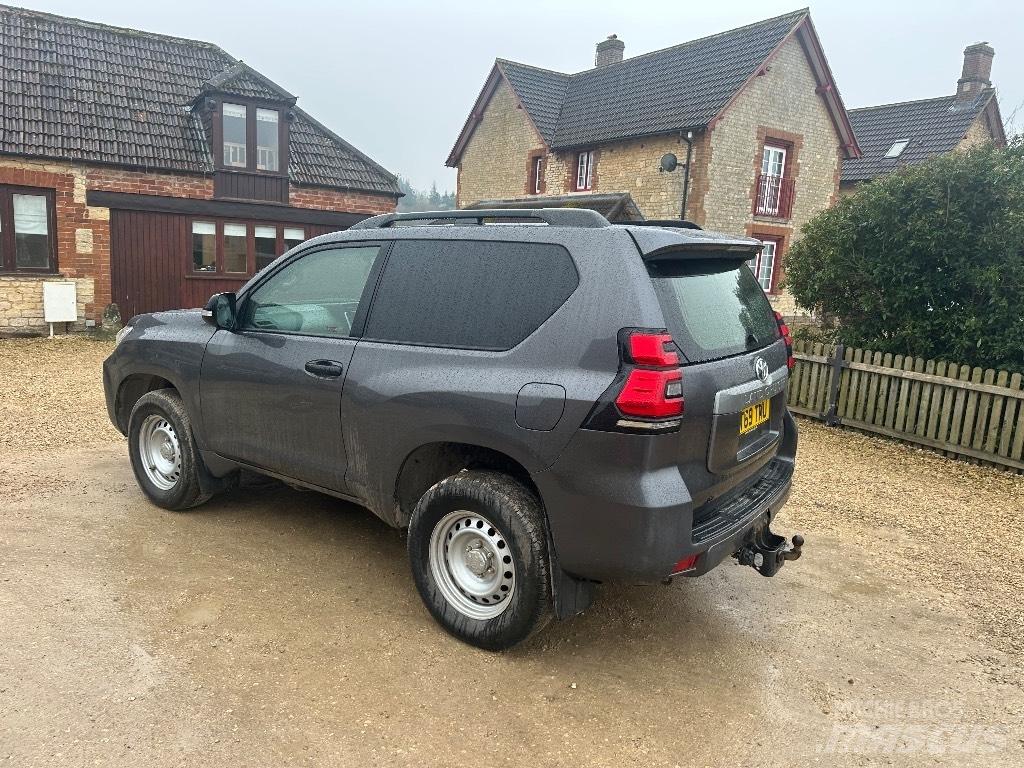 Toyota Landcruiser Pickup/Sideaflæsning
