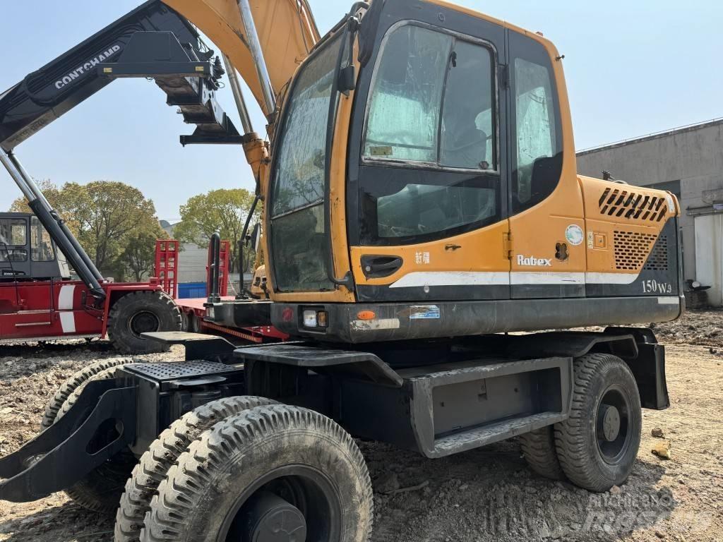 Hyundai R 150 W Gravemaskiner på hjul