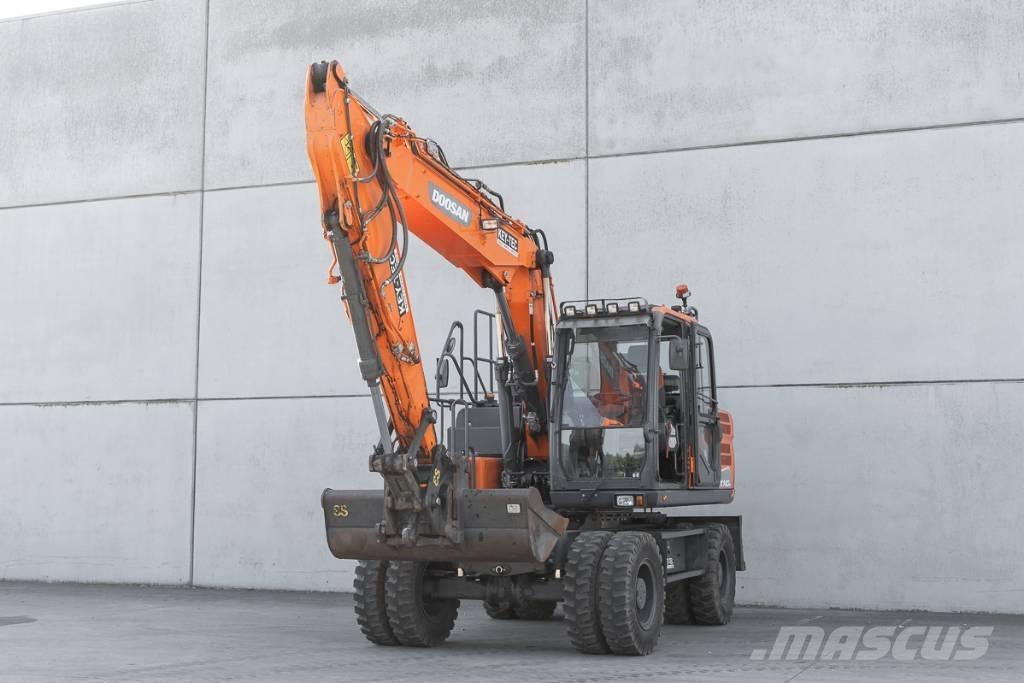 Doosan DX 140 W Gravemaskiner på hjul