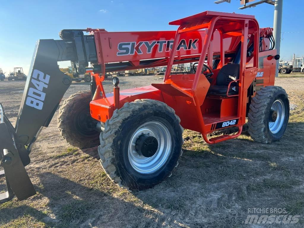 SkyTrak 8042 Teleskoplæssere