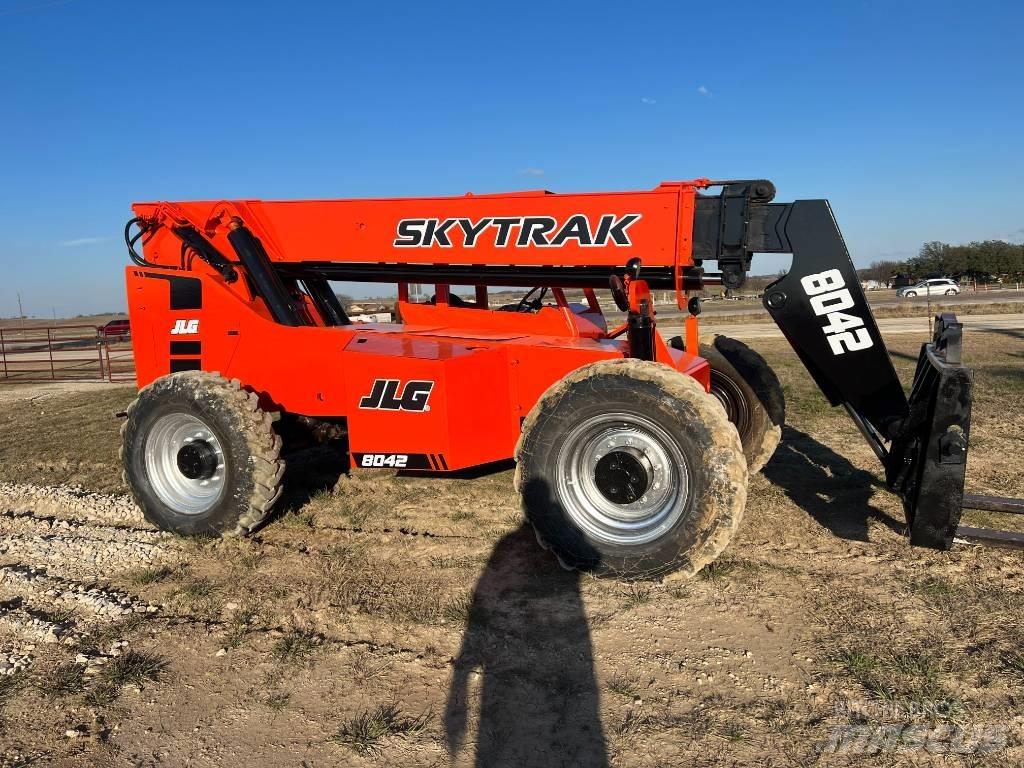 SkyTrak 8042 Teleskoplæssere
