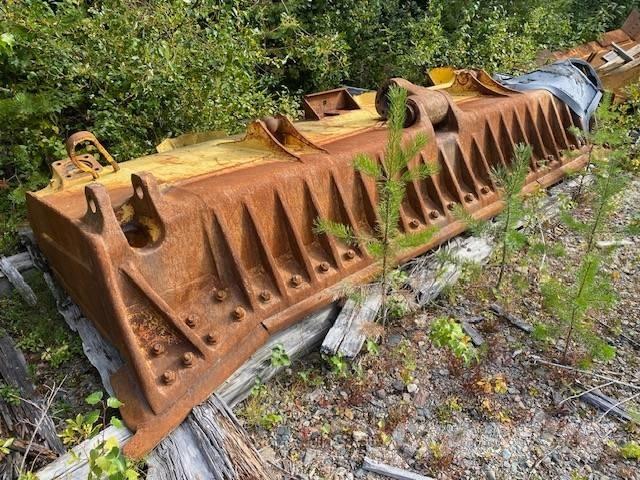 Komatsu D 155 AX Klinger