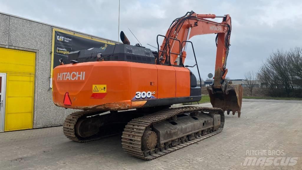 Hitachi ZX 300 LC-6 Gravemaskiner på larvebånd