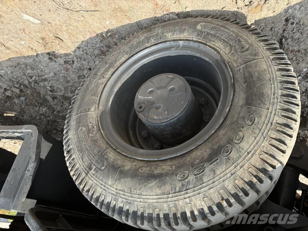 Hyundai R 150 W-9 Gravemaskiner på hjul