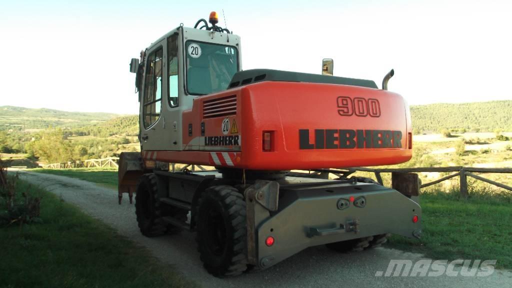 Liebherr A 900 C Gravemaskiner på hjul