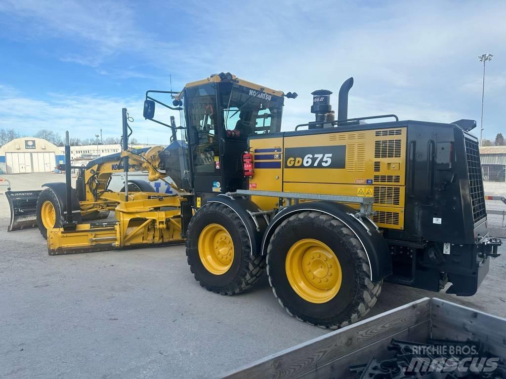 Komatsu GD675-7E0 Vejhøvle / Gradere