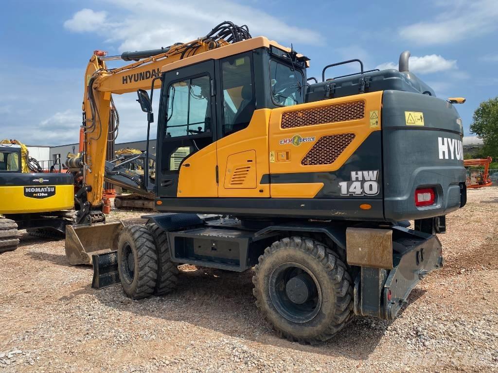 Hyundai HW140 Gravemaskiner på hjul