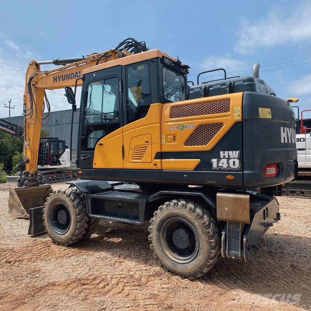 Hyundai HW140 Gravemaskiner på hjul