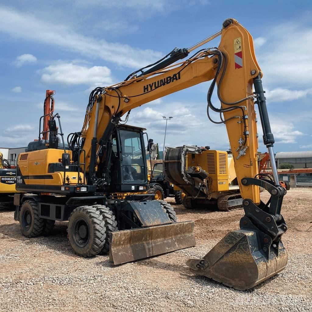 Hyundai HW140 Gravemaskiner på hjul