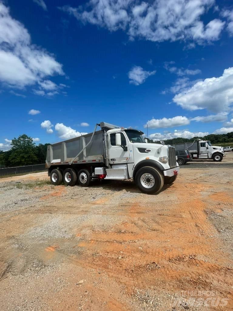 Peterbilt Dump Truck Lastbiler med tip