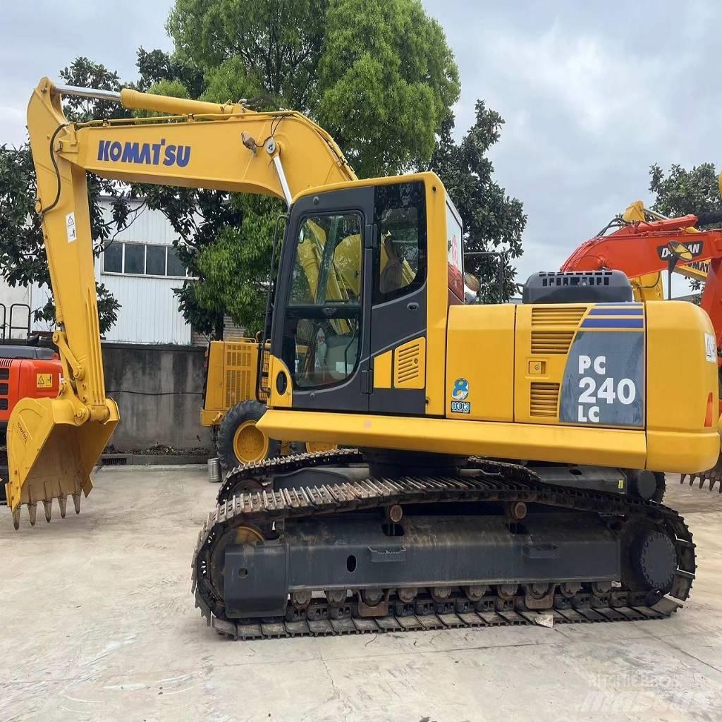 Komatsu PC 240 LC Gravemaskiner på larvebånd