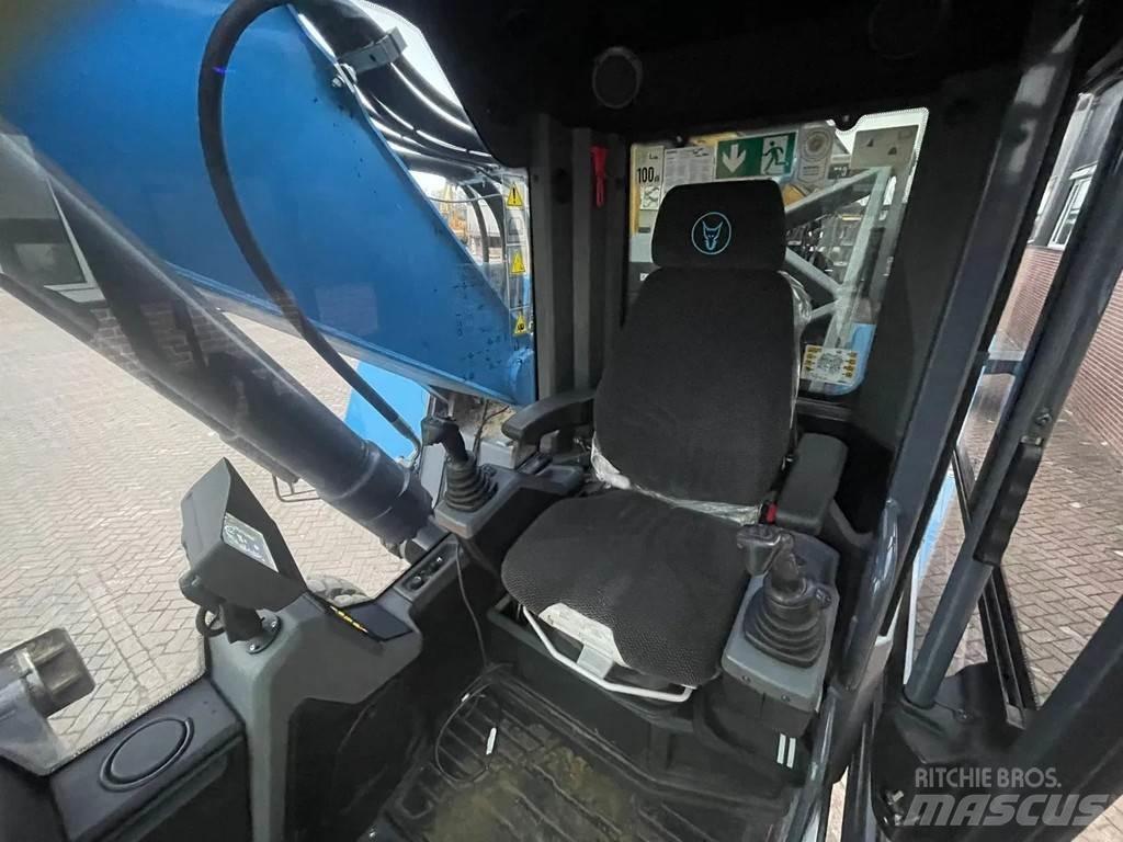 Fuchs MHL335 Gravemaskiner på hjul