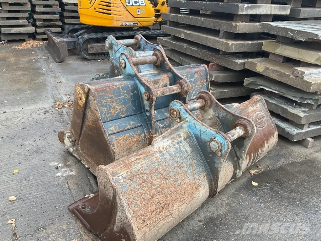 Hyundai HX140 LC Gravemaskiner på larvebånd