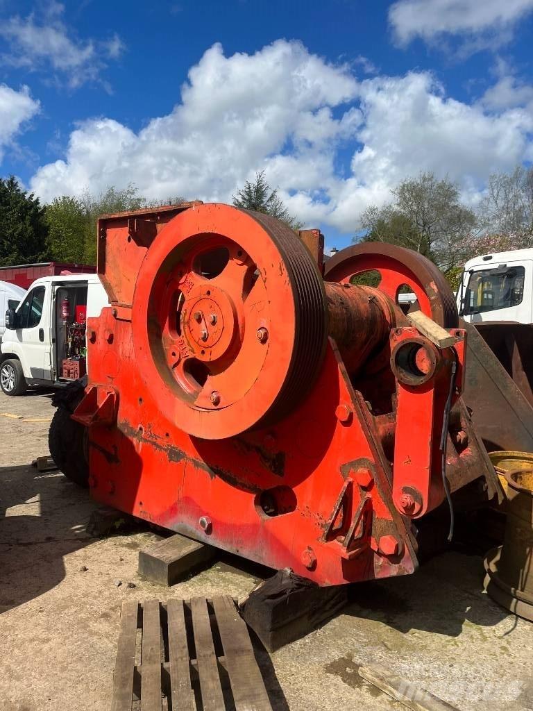 Sandvik QJ 341 Mobile knusere