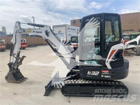 Bobcat E32i Minigravemaskiner
