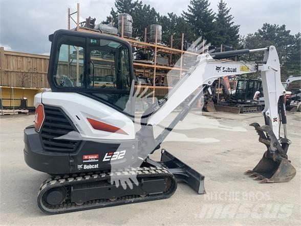Bobcat E32i Minigravemaskiner