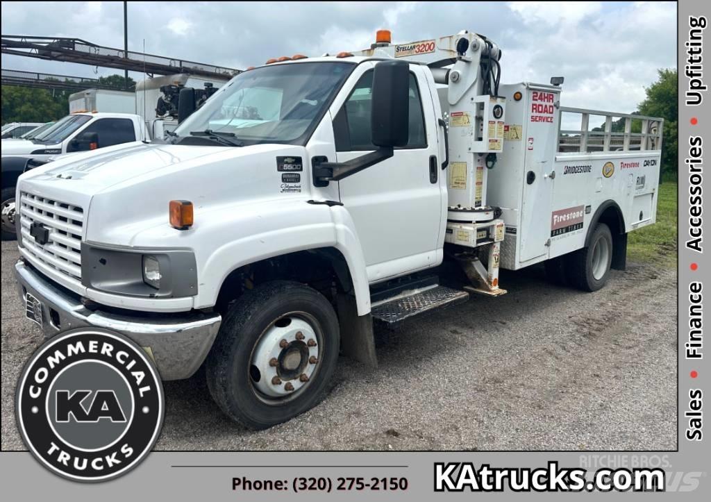 Chevrolet C5500 Kraner på larvebånd