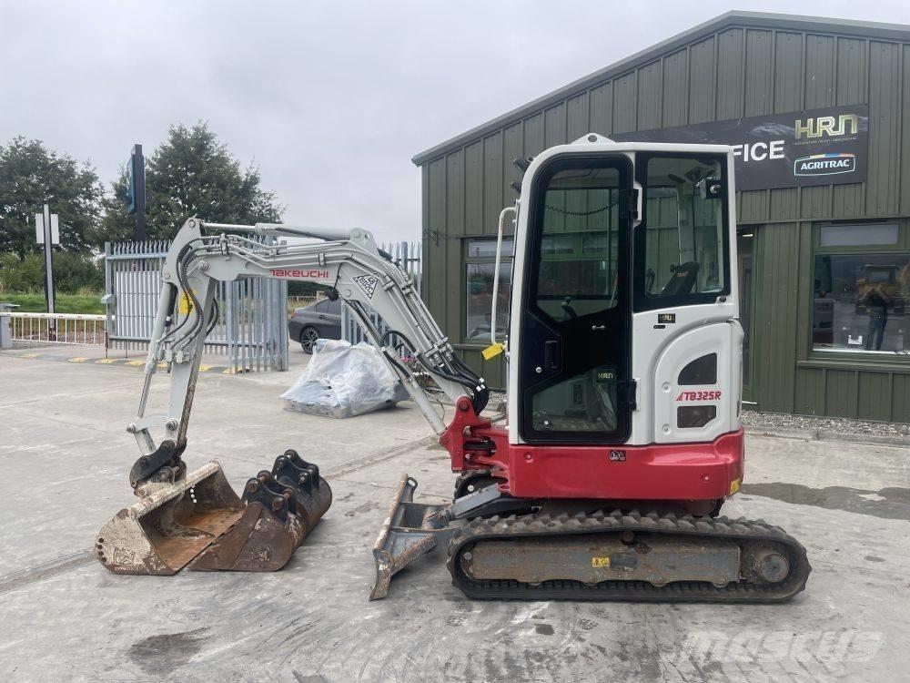 Takeuchi TB 325 R Minigravemaskiner