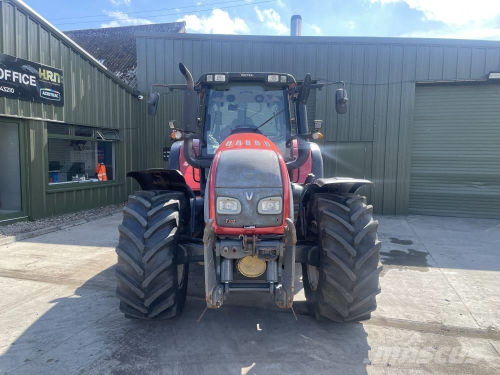 Valtra T 202 Versu Traktorer