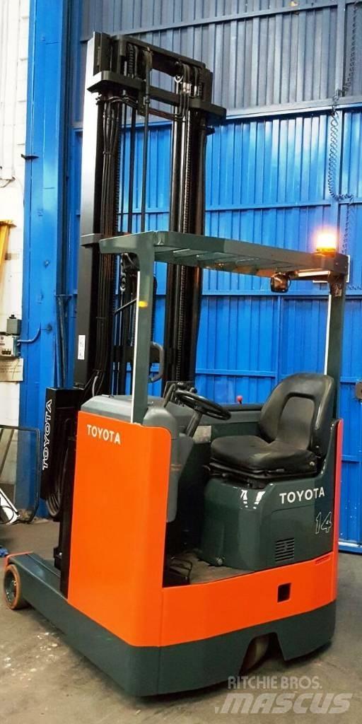 Toyota 6 FBRE 14 Reachtruck