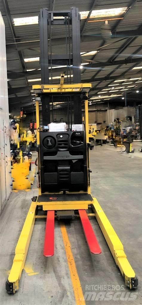 Hyster R30XMF2 Plukketruck, høj