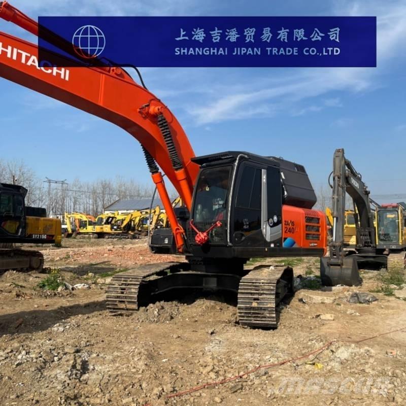 Hitachi ZX 240 Gravemaskiner på larvebånd