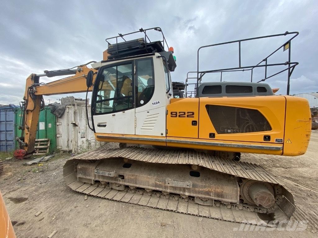 Liebherr R 922 Gravemaskiner på larvebånd
