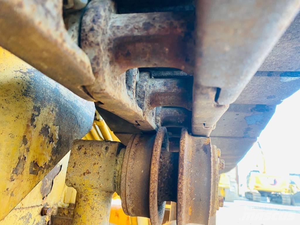 CAT 931 B Larvebåndslæssere