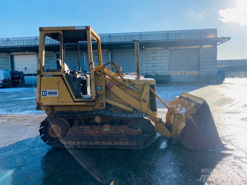CAT 931 B Larvebåndslæssere
