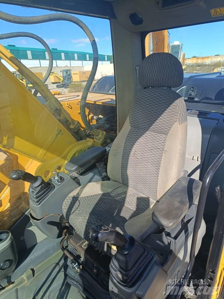 CAT 325 D Gravemaskiner på larvebånd