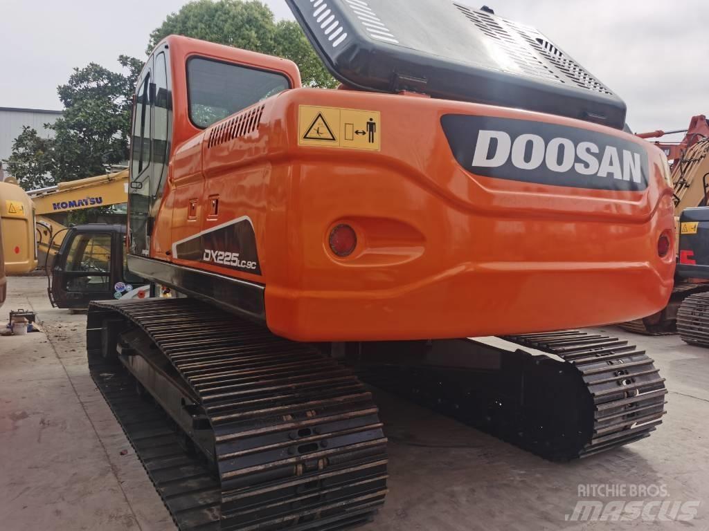 Doosan DX 225 LC-9C Gravemaskiner på larvebånd