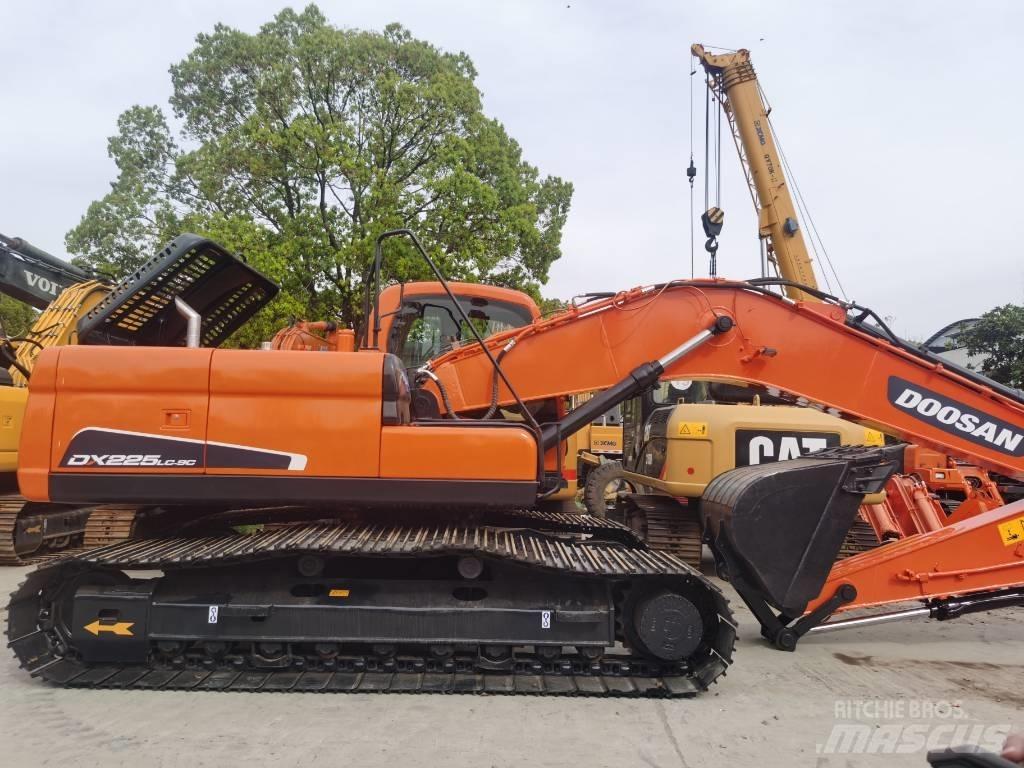 Doosan DX 225 LC-9C Gravemaskiner på larvebånd