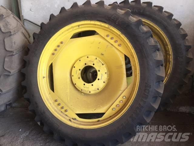 John Deere 6820 Hjul, Dæk og Fælge