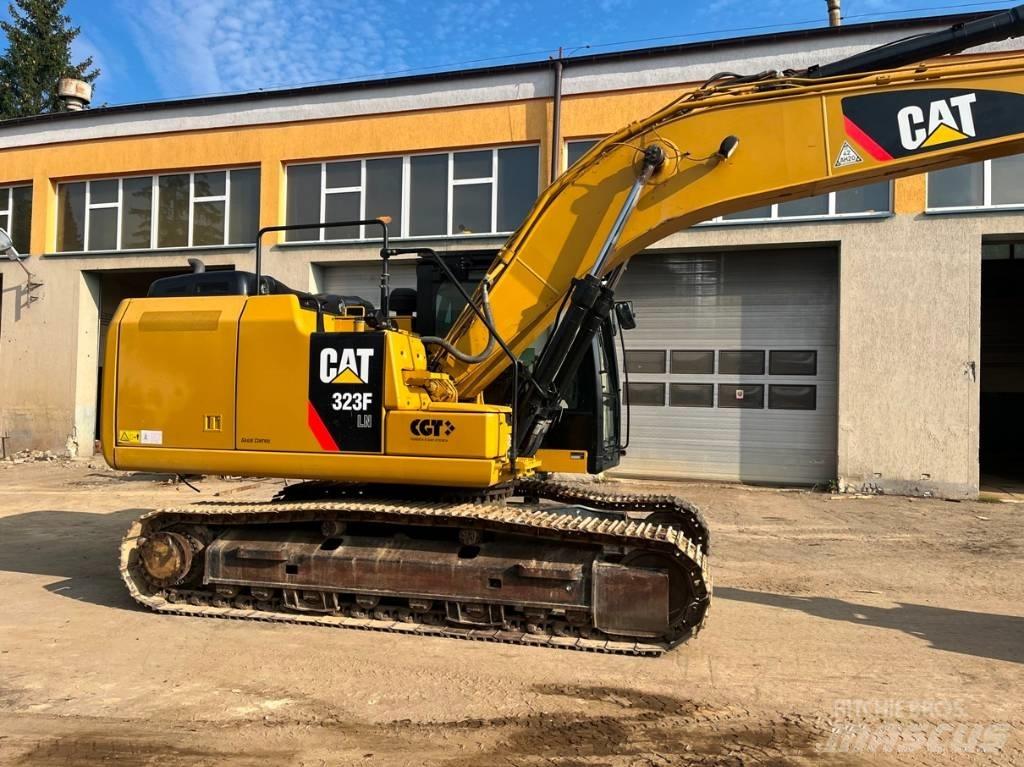 CAT 323 F LN Gravemaskiner på larvebånd