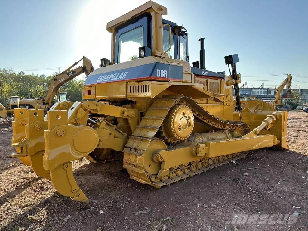 CAT D8R Bulldozer på larvebånd