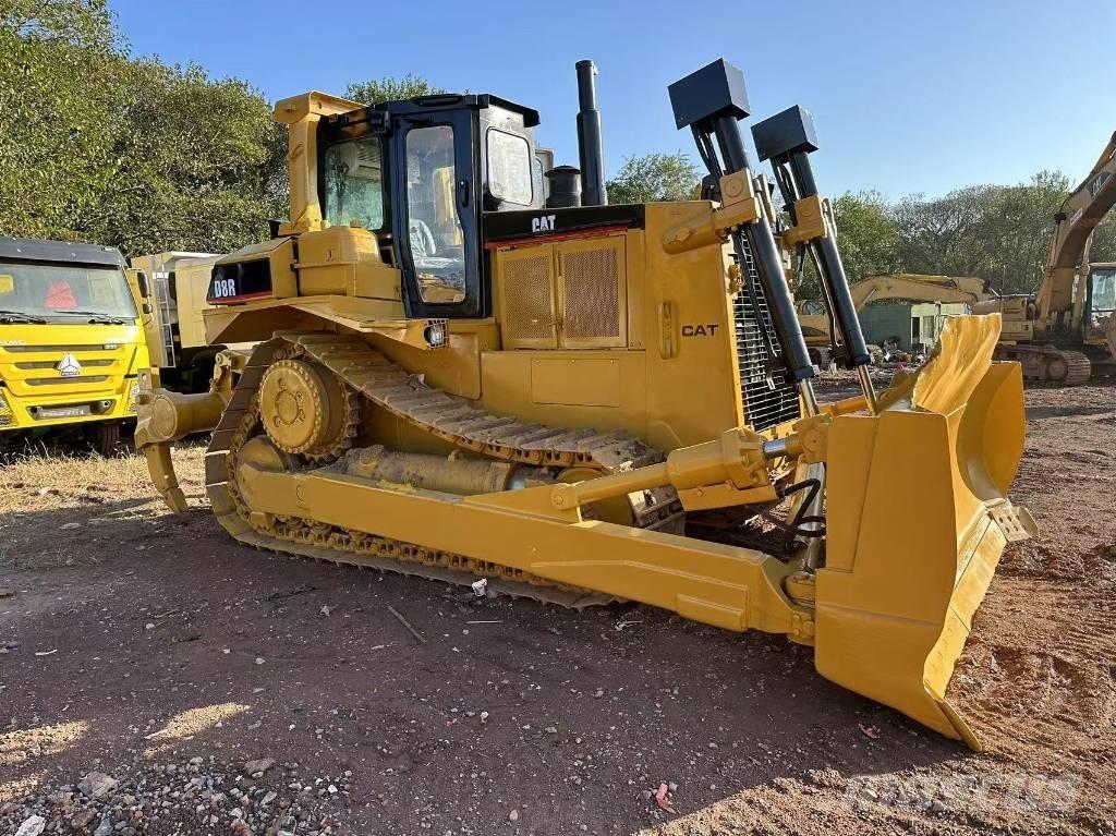 CAT D8R Bulldozer på larvebånd