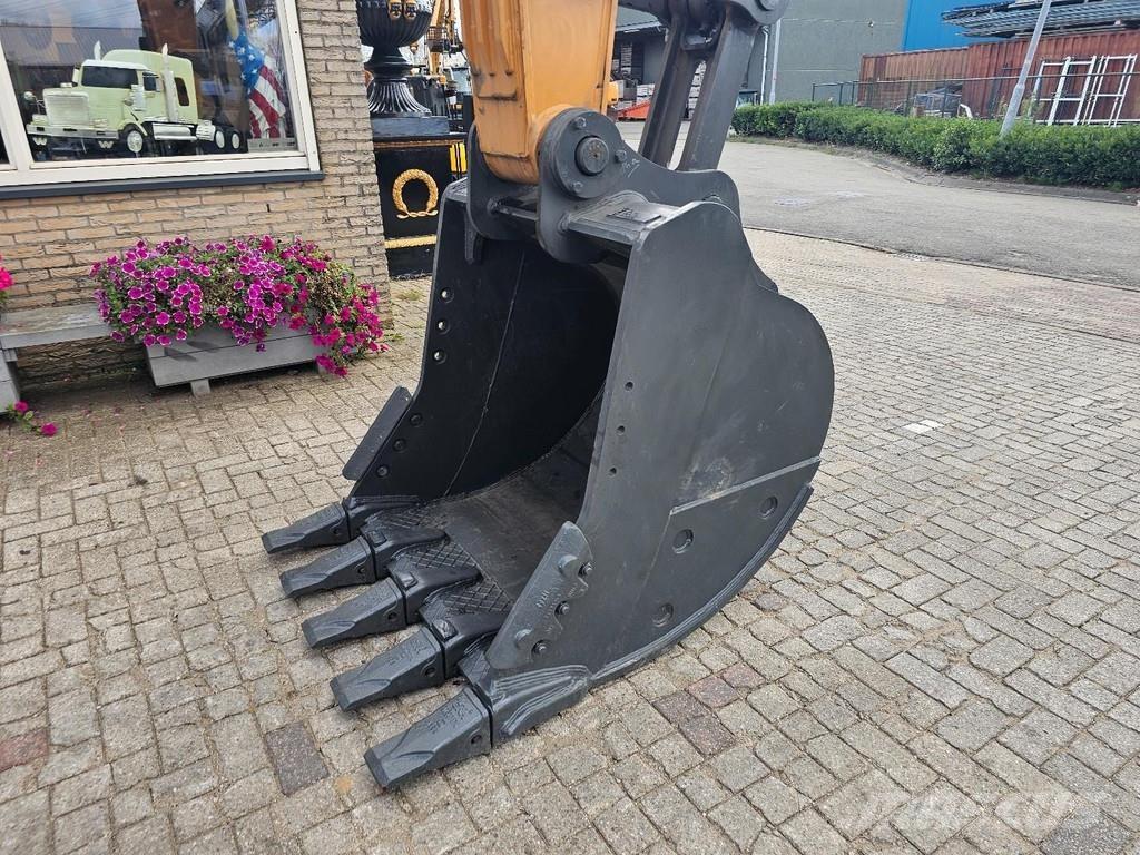 CASE CX220C Gravemaskiner på larvebånd