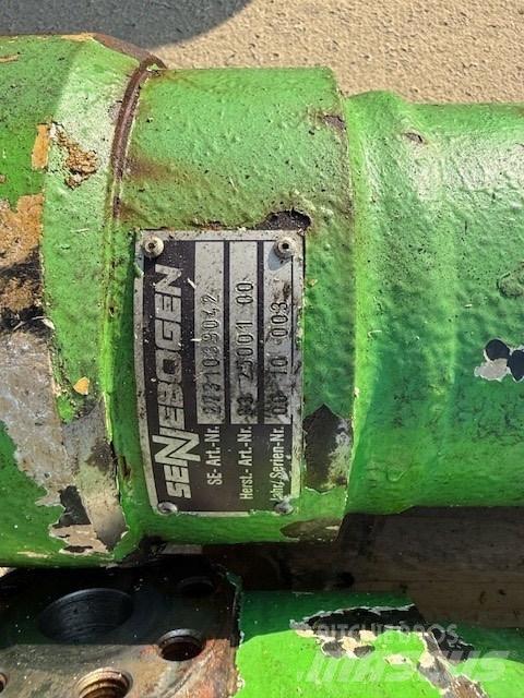 Sennebogen 821 M Hydraulik