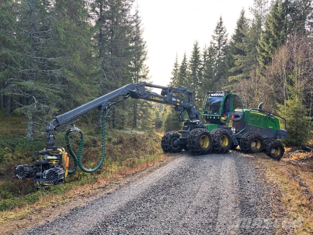John Deere 1270G 8WD Skovningsmaskiner