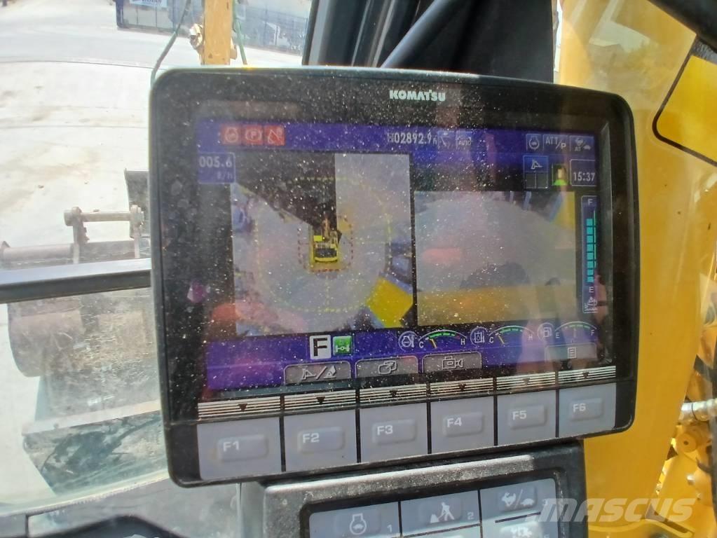 Komatsu PW 148-11 Gravemaskiner på hjul